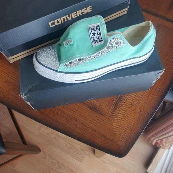 Custom Made Converse lows w/Swarovski Crystals worn 1 time only - Picture 3 of 5